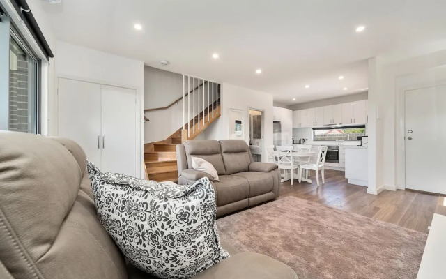 Rosewater Dromana