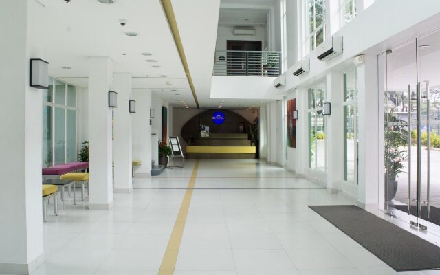Microtel by Wyndham UP Technohub