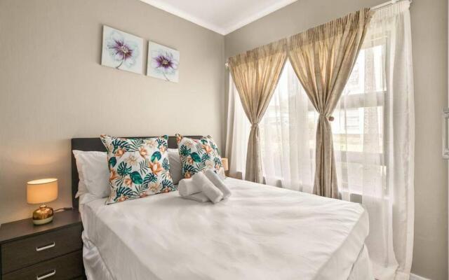 Lovely 2 bedroom apartment with modern finishes