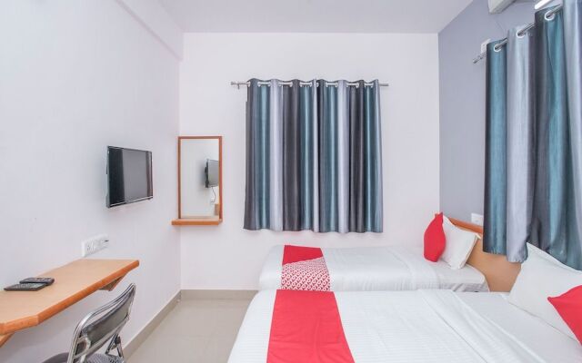 OYO 15016 Hotel City Plaza