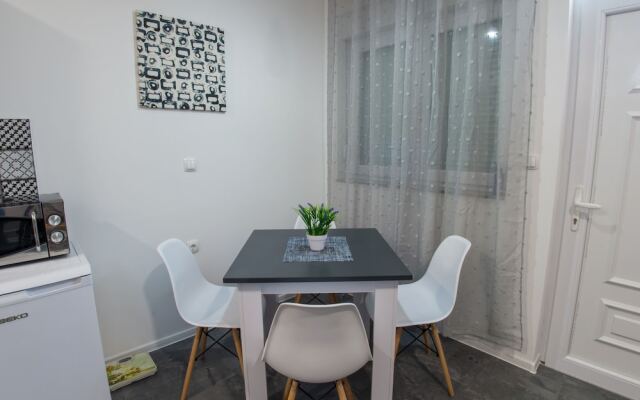 Cozy apartment in Old Town with parking