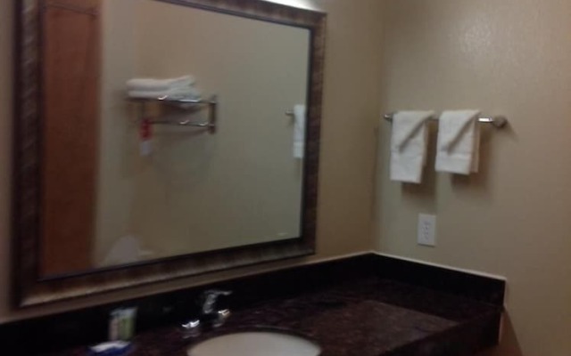 Yorktown Inn And Suites