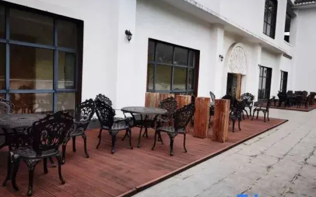 Luoyue Time Wenquan Homestay