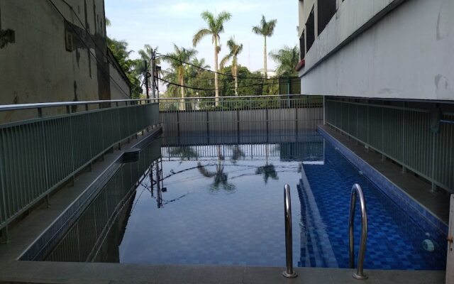 Comfortable Studio at Beverly Dago Apartment near ITB