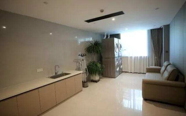 Hong Qing Lou Hotel