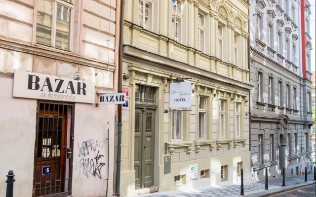 hotelImage