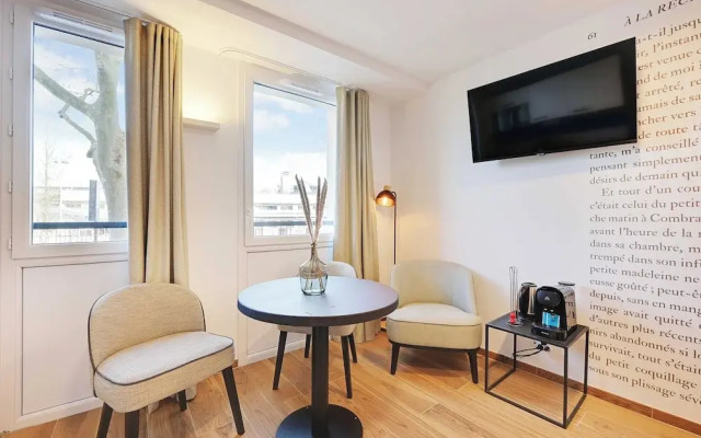 Studio With Rooftop Access - 4P - Vanves