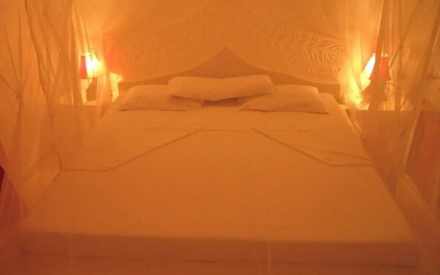 Watamu Villa With Service Personnel