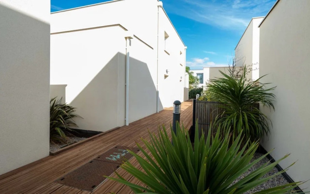 Villa in Valras-plage Near Sand Beach