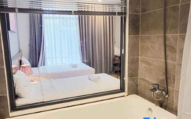 Thao Trang Laluxe Hotel Phu My Hung