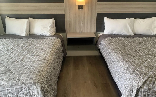 Monterey Oceanside Inn