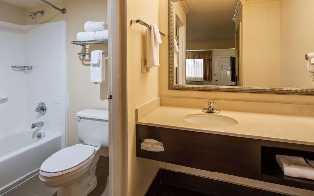 Best Western Inn & Suites