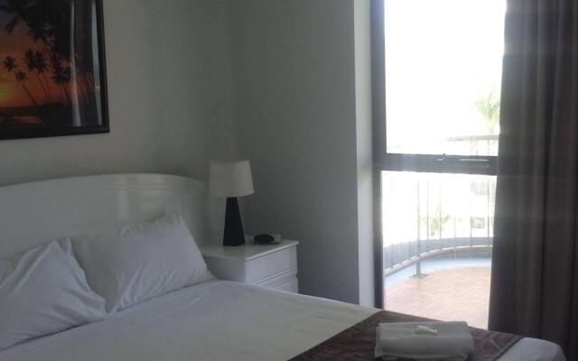 Burleigh Gardens North Hi-Rise Holiday Apartments