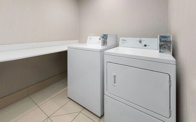 Hampton Inn & Suites Saginaw