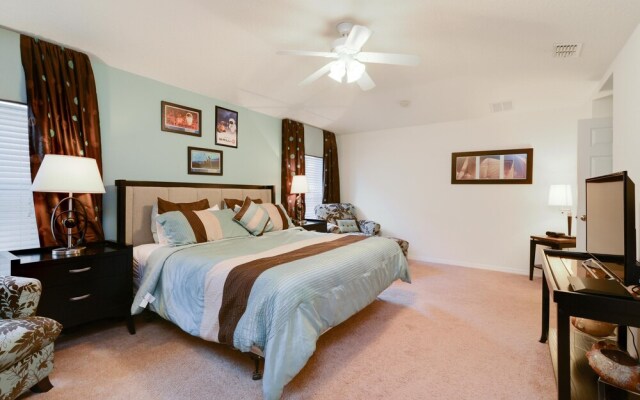 Pixar Movie Playhouse by VillaDirect