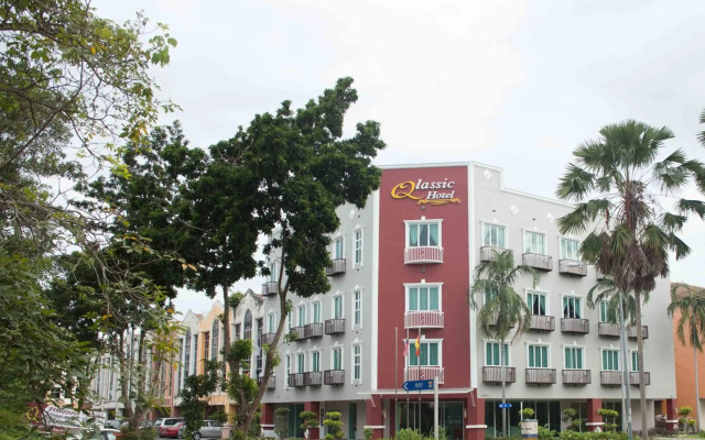 Qlassic Hotel
