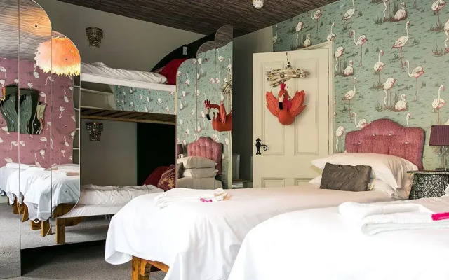 Wonderland House