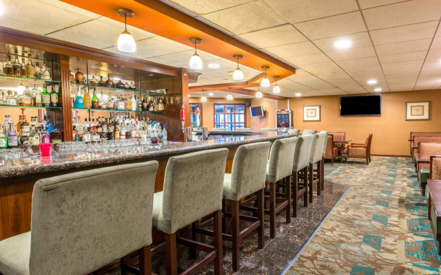 Wyndham Garden Hotel Newark Airport