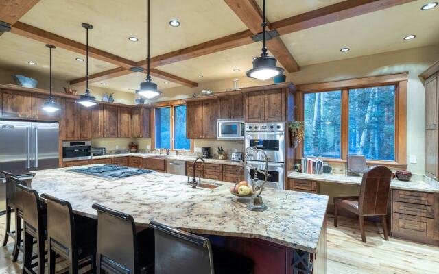 Alpenglow - 5 Br Home