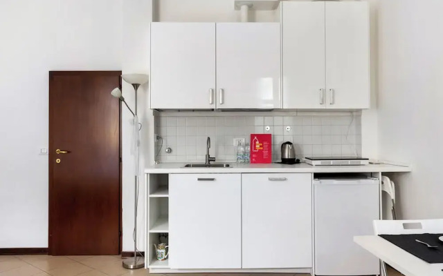 White Leaves Studio by Wonderful Italy
