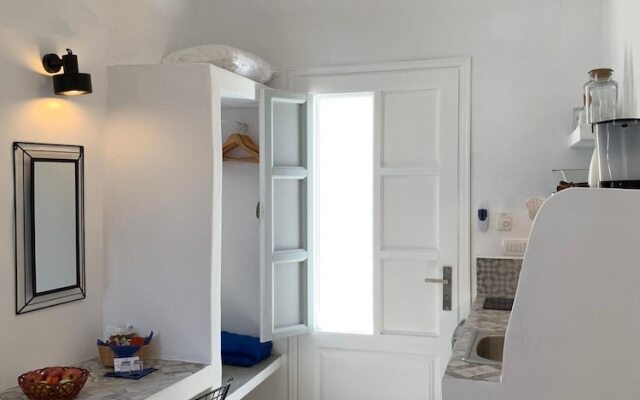 Timedrops Santorini Kallisti Villa Terrace Suite