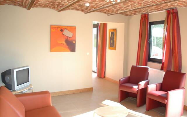 Holiday Home in Petithan With Garden