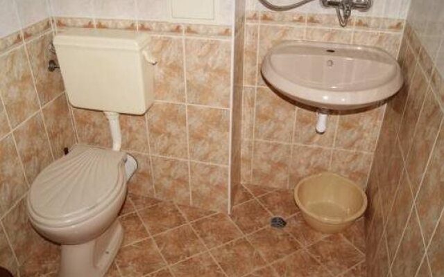 Kastela Guest House