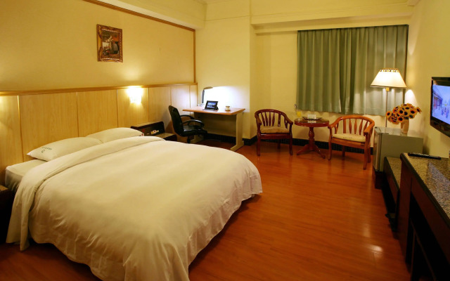 Hotel E Tung