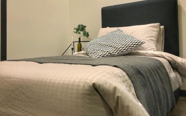 Expressionz Professional Suites by Luxurious Lifestyle Living
