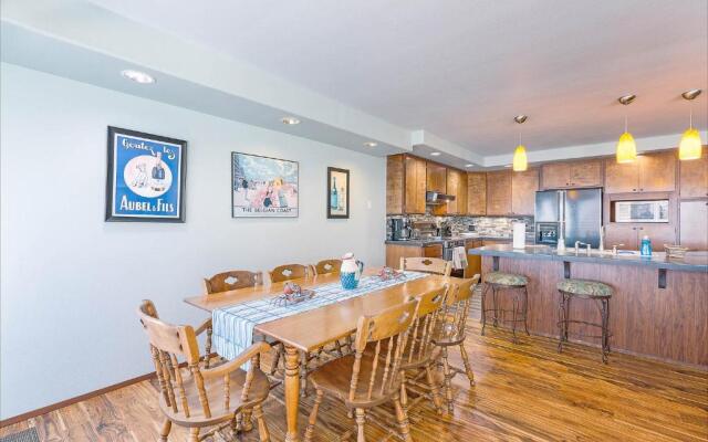 Anchor In Beach House