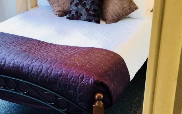 Hill Lodge Hotel