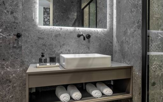 2B · The Beehive Apartment Athens 2B