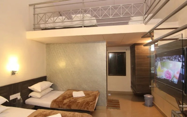 Shri Laxmi Narayan Bungalow