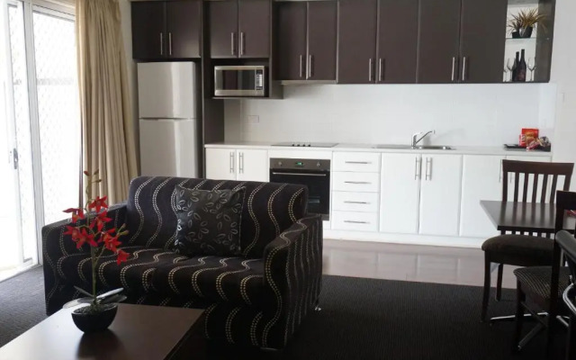 Best Western Charles Sturt Suites & Apartments
