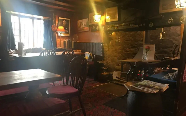 The Nobody Inn
