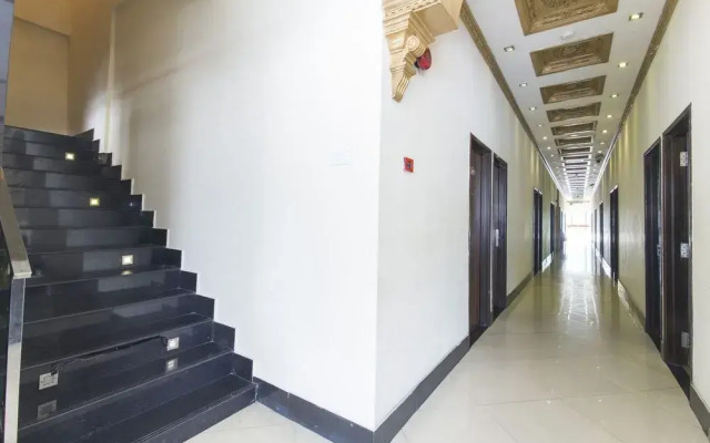 OYO 108 Golden Palace Hotel