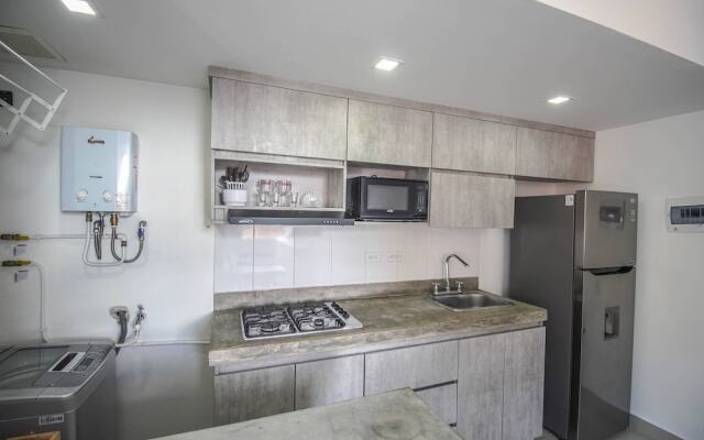 Estudio Piso Alto Con Bacon Poblado La Frontera