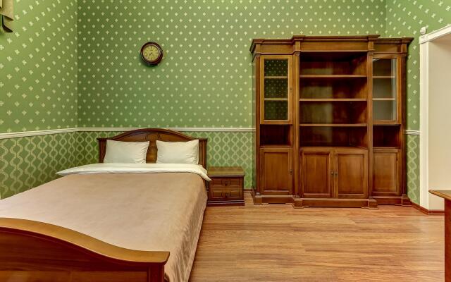 Апартаменты на набережной канале Грибоедова 25