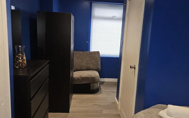 Charming 1-bed Apartment in Huddersfield