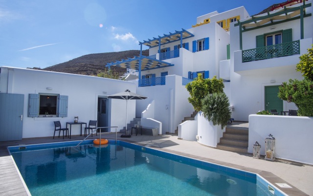 Aelia Apartments & Suites