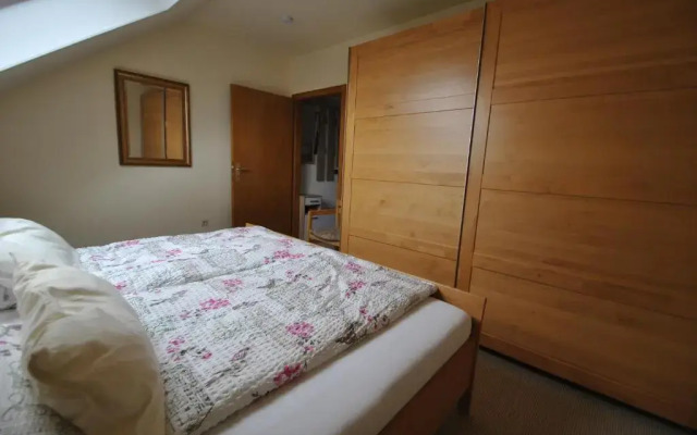 Haus Rehblick II, Wg 4