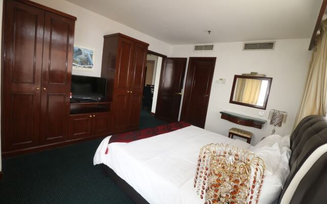 Raintree Apartment Suites at Times Square