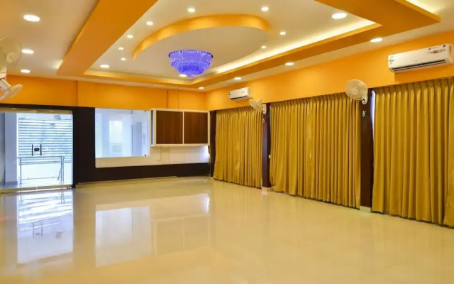 Itsy Hotels Platinum Inn