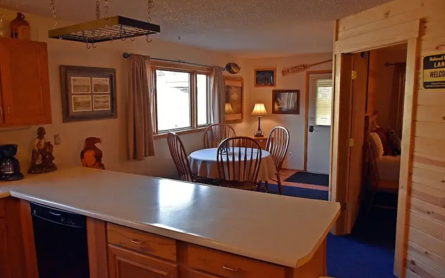 Bear Trap Apartments - Full Kitchen