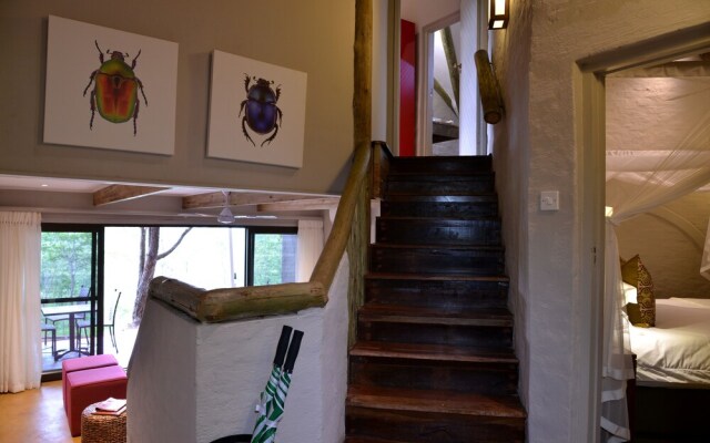 Victoria Falls Safari Suites