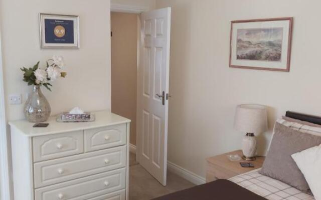 Oaktree Lodge