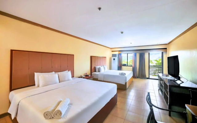 Whiterock Beach Hotel + Waterpark