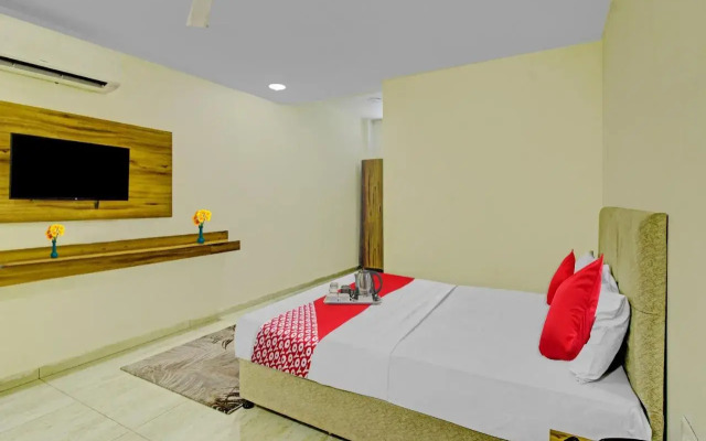 Oyo Flagship 700874 Hotel Grand Maharaja
