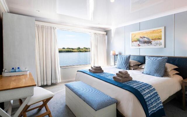 Chobe Princesses by Mantis