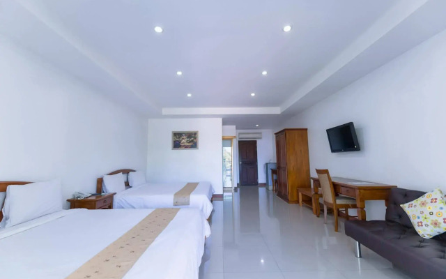 Baan Suan Khunta Golf Resort